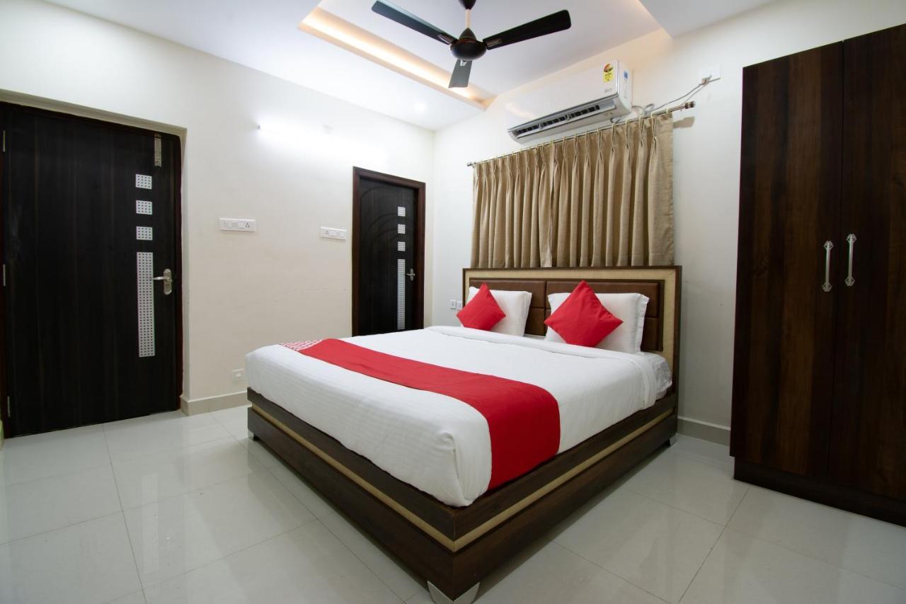 Oyo 46991 Sk7 Service Apartments Vijayawāda Exterior foto